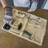 Drewniane narzędzia do zabawy w walizce